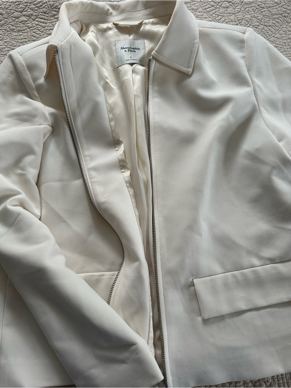 Abercrombie & Fitch Women's Off-White Zip Blazer